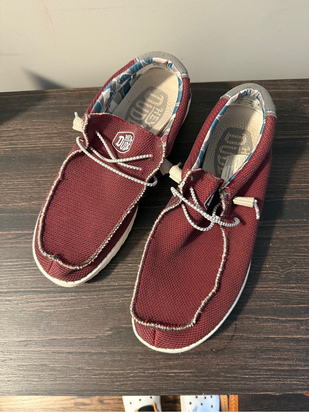 Hey Dude Maroon Wally Sox Triple Needle - 11